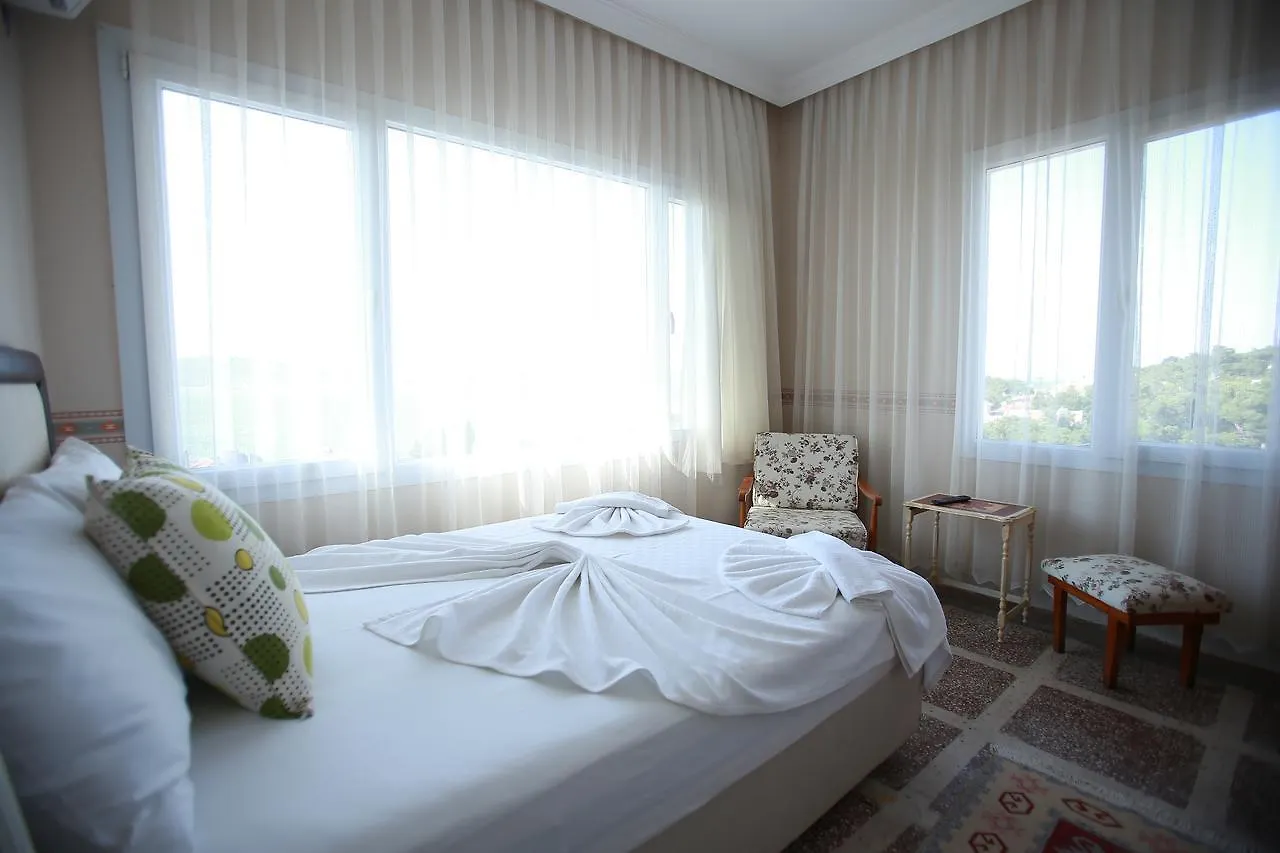 Tunc Hotel Ayvalik