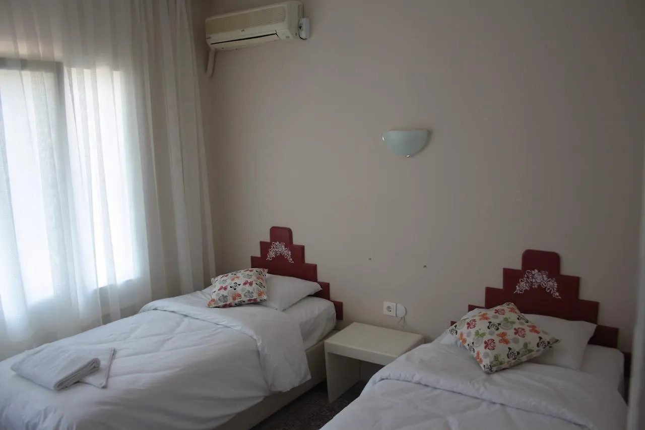 Tunc Hotel Ayvalı