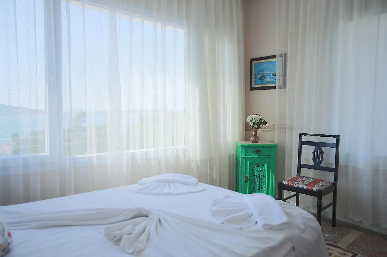 Tunc Hotel Ayvalı