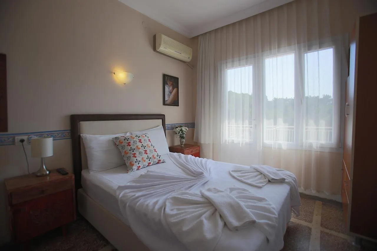Tunc Hotel Ayvalı